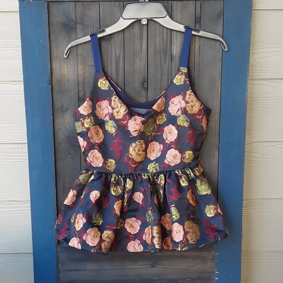 Anthropologie Tops - NWOT Anthro floral peplum brocade top size XS!